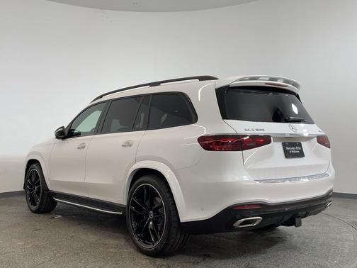 2025 Mercedes-Benz GLS 580 4MATIC