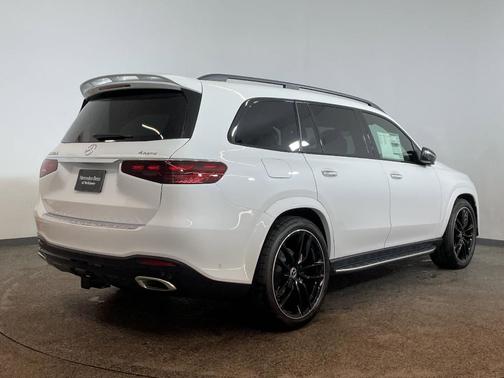 2025 Mercedes-Benz GLS 580 4MATIC