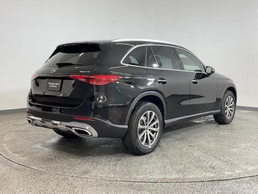 2025 Mercedes-Benz GLC 300 4MATIC