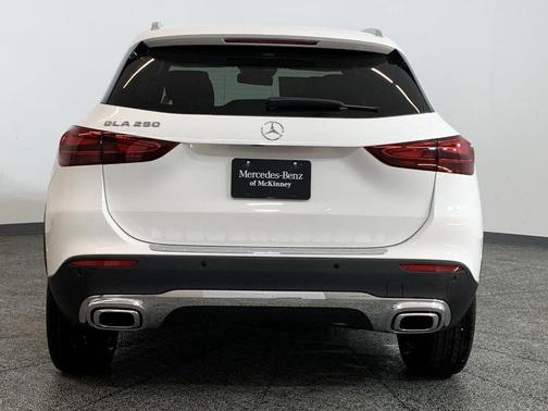 2025 Mercedes-Benz GLA 250 Base