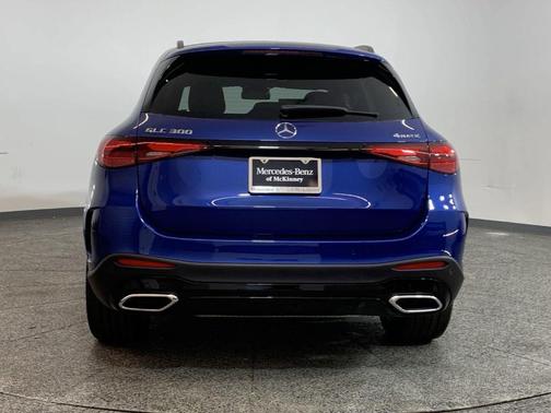 2025 Mercedes-Benz GLC 300 4MATIC