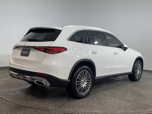 2025 Mercedes-Benz GLC 300 Base