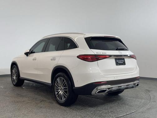2025 Mercedes-Benz GLC 300 Base