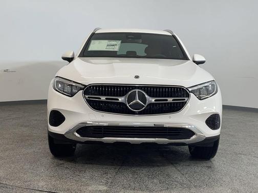 2025 Mercedes-Benz GLC 300 Base