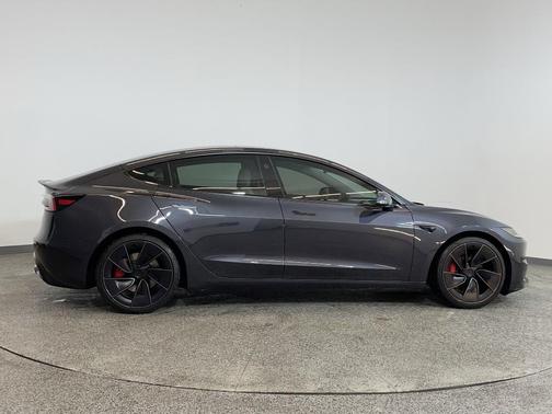 2024 Tesla Model 3 Performance