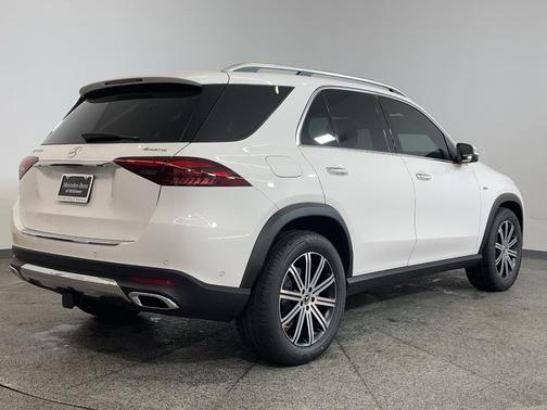 2025 Mercedes-Benz GLE 450e 4MATIC