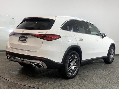 2025 Mercedes-Benz GLC 300 4MATIC