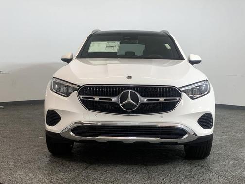 2025 Mercedes-Benz GLC 300 4MATIC