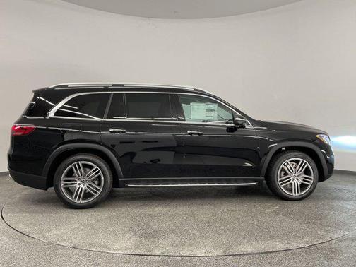 2026 Mercedes-Benz GLS 450 4MATIC