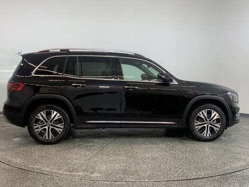 2025 Mercedes-Benz GLB 250 Base