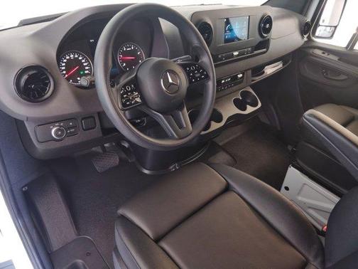 2024 Mercedes-Benz Sprinter 2500 High Roof