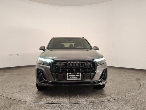 2025 Audi Q7 55 Prestige