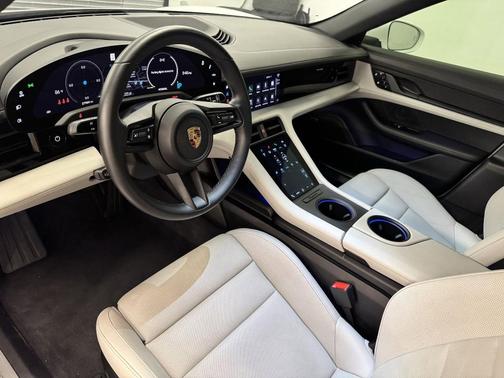2021 Porsche Taycan 4S