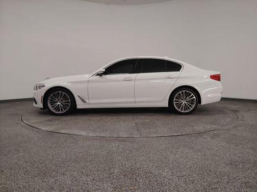2018 BMW 530 530i
