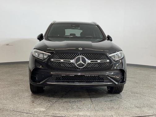 2025 Mercedes-Benz GLC 350e Base
