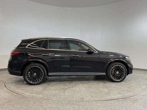 2025 Mercedes-Benz GLC 350e Base
