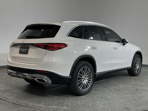 2025 Mercedes-Benz GLC 300 Base