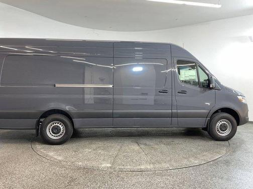 2025 Mercedes-Benz Sprinter 2500 High Roof