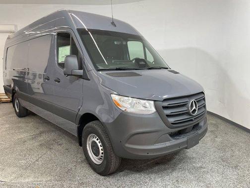 2025 Mercedes-Benz Sprinter 2500 High Roof