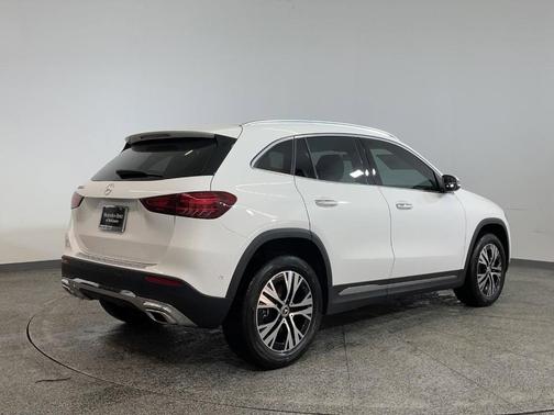 2025 Mercedes-Benz GLA 250 Base