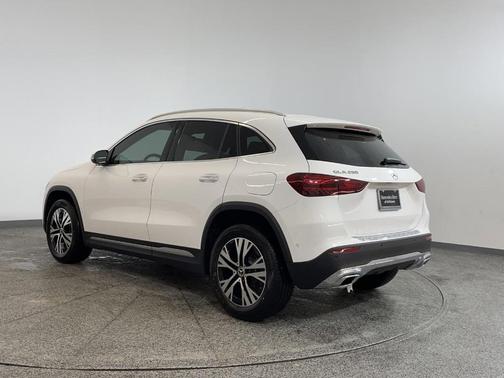 2025 Mercedes-Benz GLA 250 Base