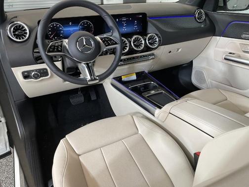 2025 Mercedes-Benz GLA 250 Base