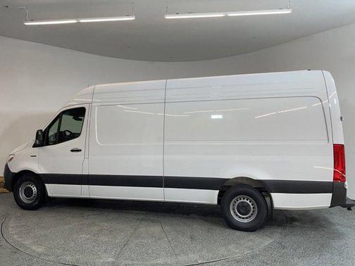 2024 Mercedes-Benz Sprinter 2500 High Roof