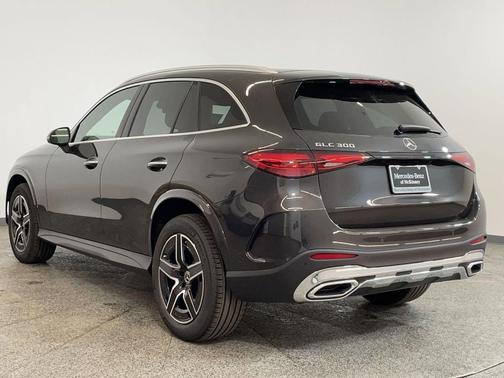2025 Mercedes-Benz GLC 300 Base