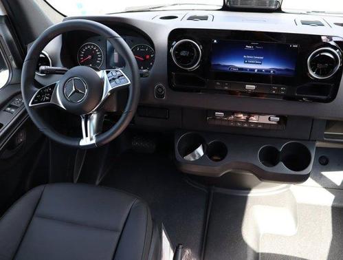 2025 Mercedes-Benz Sprinter 2500 High Roof