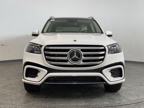 2025 Mercedes-Benz GLS 580 4MATIC