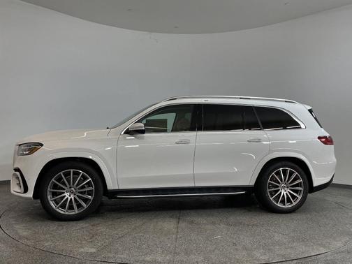 2025 Mercedes-Benz GLS 580 4MATIC
