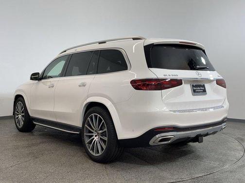 2025 Mercedes-Benz GLS 580 4MATIC