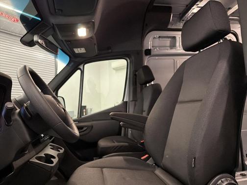 Hightech Silver 2025 Mercedes-Benz Sprinter 2500 Standard Roof