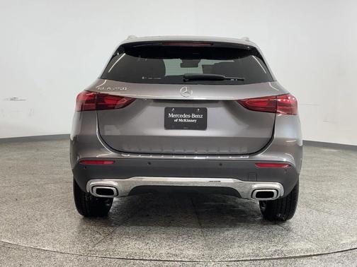 2025 Mercedes-Benz GLA 250 Base