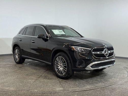 2025 Mercedes-Benz GLC 300 Base