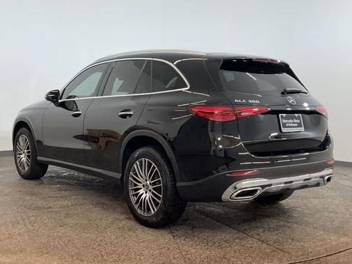 2025 Mercedes-Benz GLC 300 Base