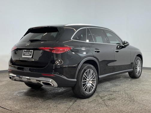2025 Mercedes-Benz GLC 300 Base