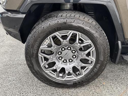 2024 GMC HUMMER EV SUV 3X
