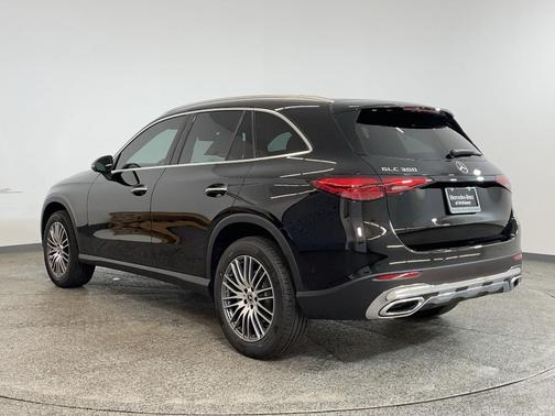 2025 Mercedes-Benz GLC 300 Base
