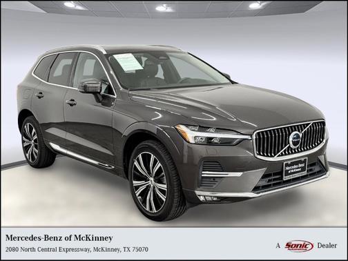 2022 Volvo XC60 B5 Inscription