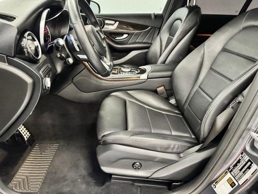 2019 Mercedes-Benz GLC 300 Base