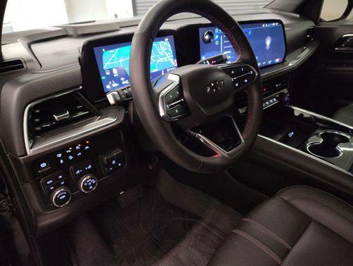 2025 Chevrolet Tahoe 4WD RST