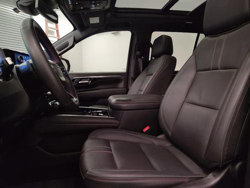 2025 Chevrolet Tahoe 4WD RST