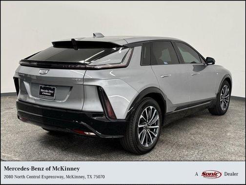 2024 Cadillac LYRIQ Sport