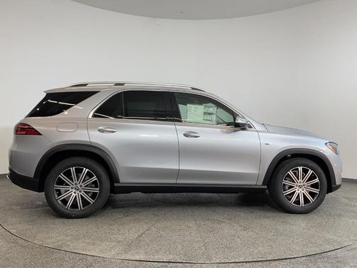 2025 Mercedes-Benz GLE 450e 4MATIC