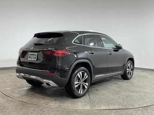 2025 Mercedes-Benz GLA 250 4MATIC