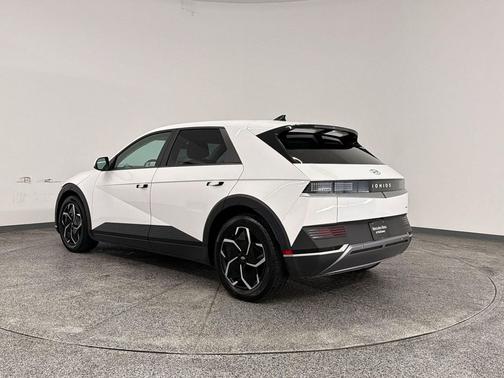 Atlas White 2024 Hyundai IONIQ 5 SEL