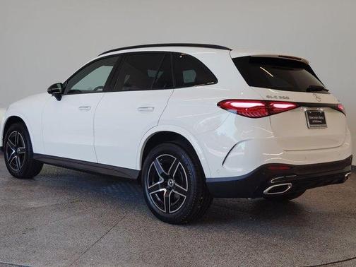 2026 Mercedes-Benz GLC 300 4MATIC
