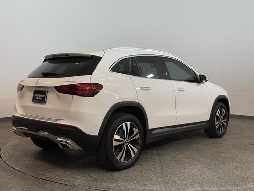 2025 Mercedes-Benz GLA 250 4MATIC