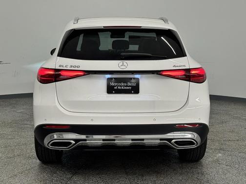 2025 Mercedes-Benz GLC 300 4MATIC